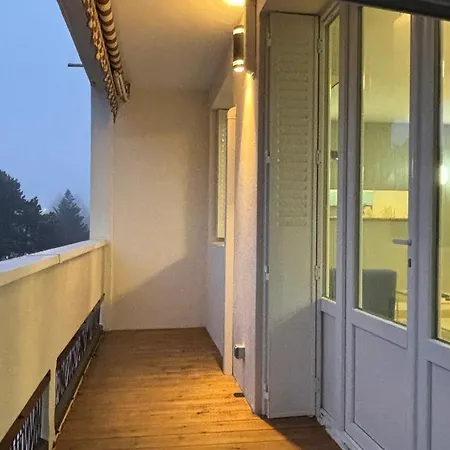 Moderne & Cosy Avec Parking 10 Min Centre Lyon *